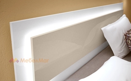 mebelmag-bg-spalen-komplekt-adelina-byal-glants-s-pustinen-pyasyk-tabla.jpg